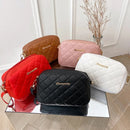 Bolsa Transversal Feminina com Tassel
