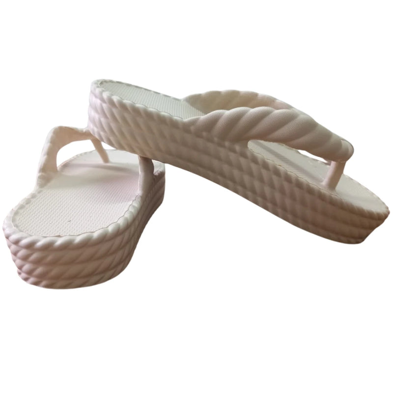 👣 Chinelo Ortopédico Cloud – Plataforma Macia e Confortável