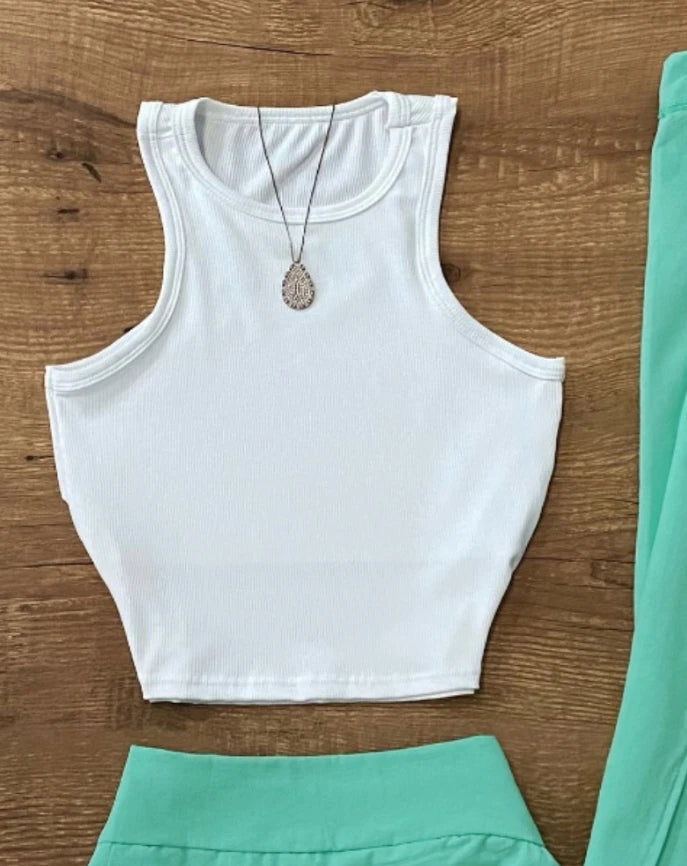 Conjunto Feminino 3 Peças – Regata + Colete + Mini Saia